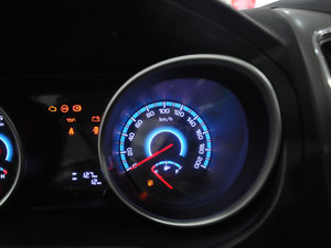 2017款1.5T 豪华型 6MT 中控区