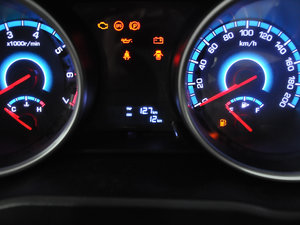 2017款1.5T 豪华型 6MT 中控区