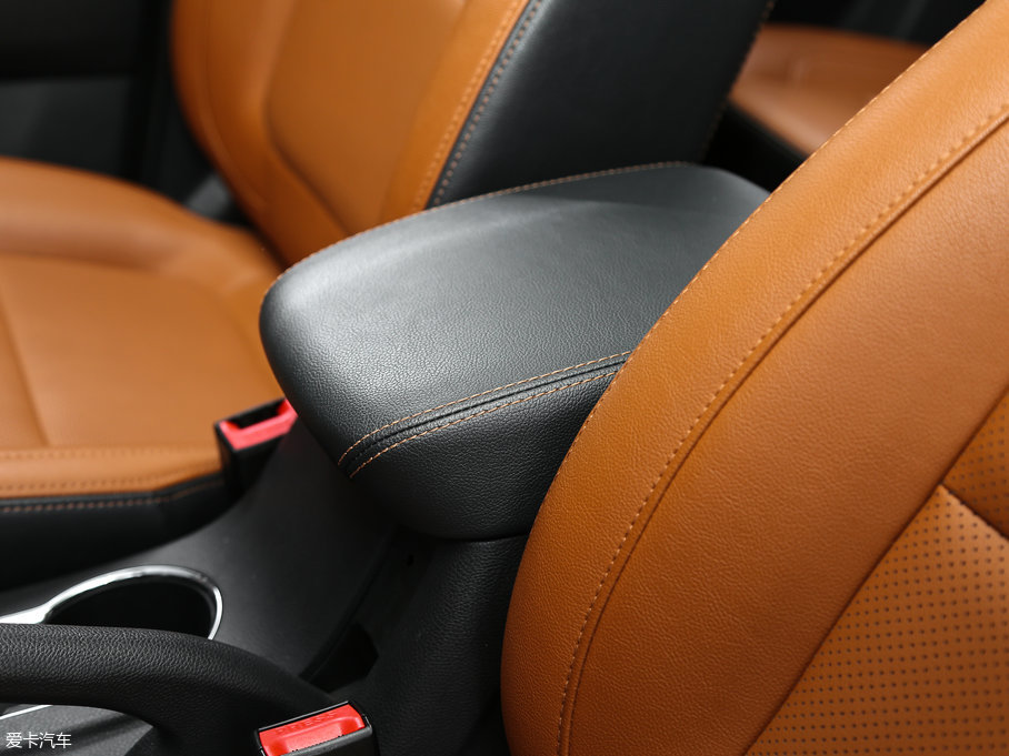 2017LWCX70 CX70T  1.5T Ԅ(dng)