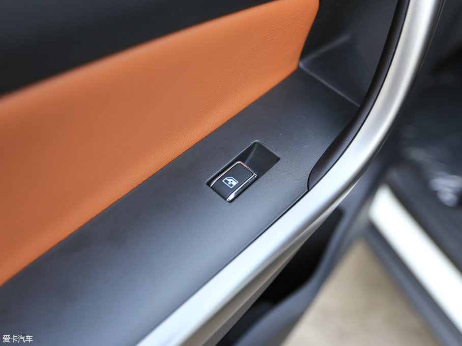 2017L(zhng)WCX70 CX70T  1.5T Ԅ(dng)