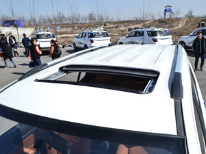 2017CX70T  1.5T քӺ ^