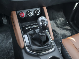 2017CX70T  1.5T քӺ QU