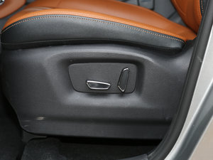 2017CX70T  1.5T Ԅ {{