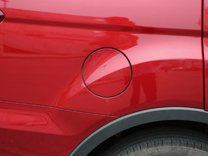 2017CX70T  1.5T Ԅ ^