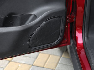 2017CX70T  1.5T Ԅ g