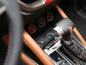 2017CX70T  1.5T Ԅ g