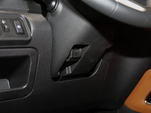 2017CX70T  1.5T Ԅ(dng) g