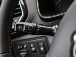 2017CX70T  1.5T Ԅ п؅^