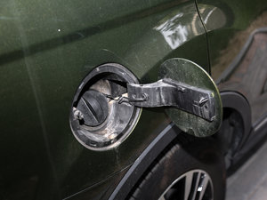 2017CX70T  1.5T Ԅ w