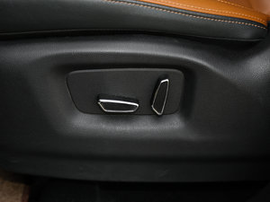 2017CX70T  1.5T Ԅ {{