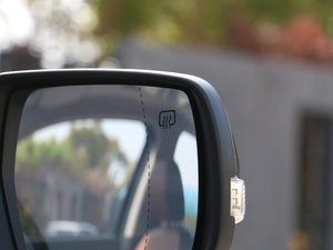 2017CX70T  1.5T Ԅ ^