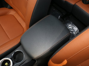 2017CX70T  1.5T Ԅ g