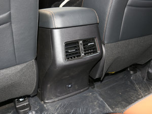 2017CX70T  1.5T Ԅ g