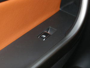 2017CX70T  1.5T Ԅ п؅^(q)