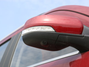 2017CX70T  1.5T Ԅ ^