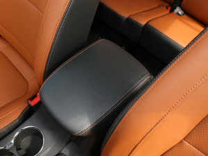 2017CX70T  1.5T Ԅ g