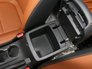 2017CX70T  1.5T Ԅ g