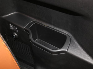 2017CX70T  1.5T Ԅ g