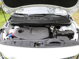 長安汽車2017款長安歐尚A800