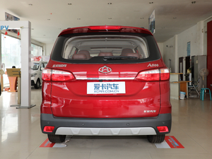 2017款1.6L 手动豪华型 正后	