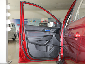 2017款1.6L 手动豪华型 驾驶位车门