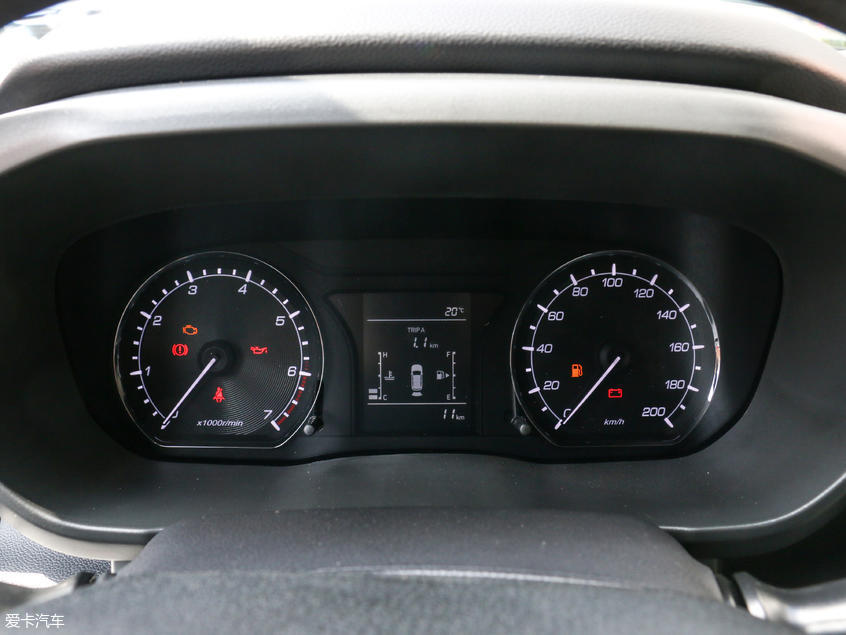 長(zhǎng)安汽車(chē)2018款歐尚X70A