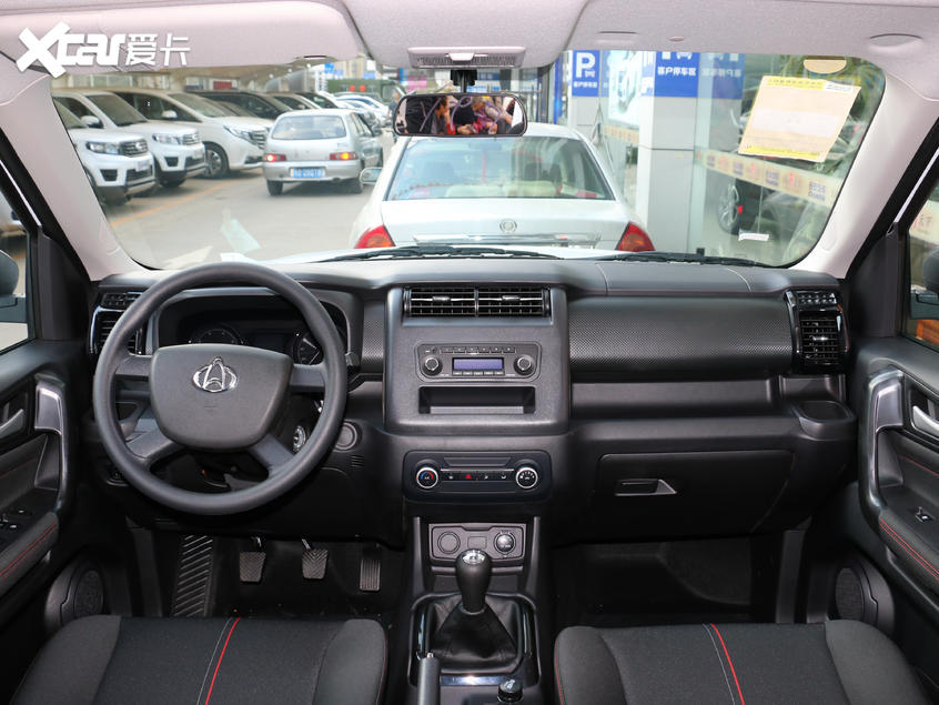 長(zhǎng)安汽車(chē)2018款歐尚X70A