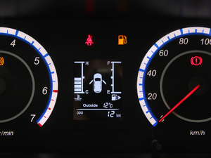 2018款1.5L 手动标准型 中控区