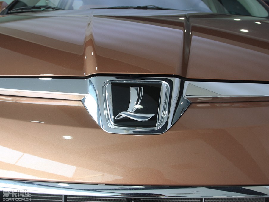 20117 SUV 2.2T (q)ǻ۰