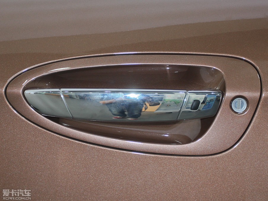 20117 SUV 2.2T (q)ǻ۰