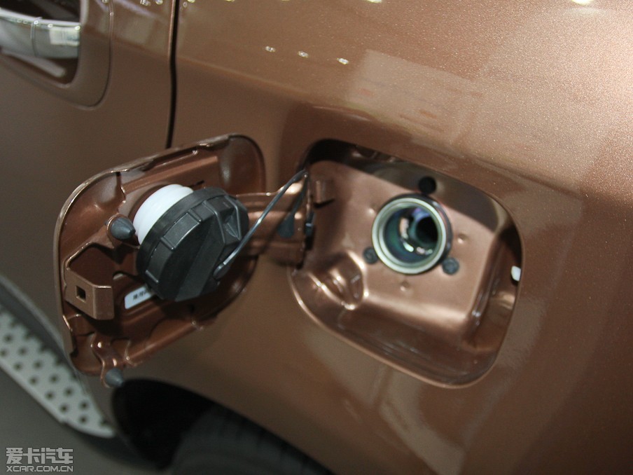 20117 SUV 2.2T (q)ǻ۰