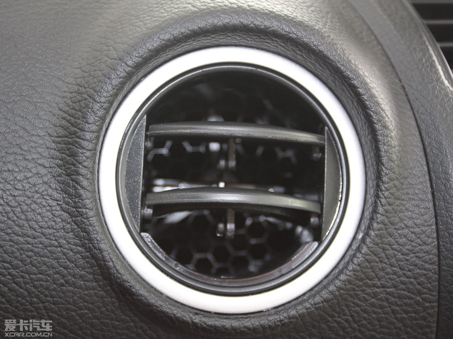 20117 SUV 2.2T (q)ǻ۰