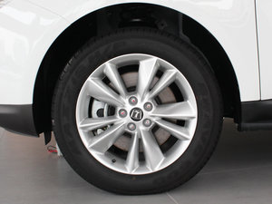 2011款2.2T 四驱智尊版 轮圈
