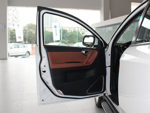 2011款2.2T 四驱智尊版 驾驶位车门