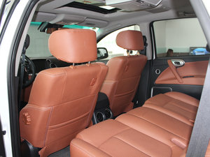 2011款2.2T 四驱智尊版 空间座椅