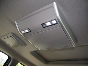2011款2.2T 四驱旗舰版 空间座椅