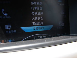 2011款2.2T 四驱旗舰版 中控区