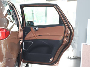 2011款2.2T 两驱智慧版 左后车门