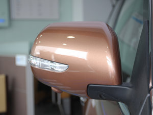 2011款2.2T 两驱智慧版 后视镜