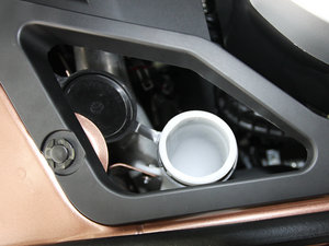 2011款2.2T 两驱智慧版 发动机