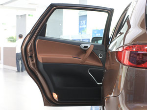 2011款2.2T 两驱智慧版 左后车门