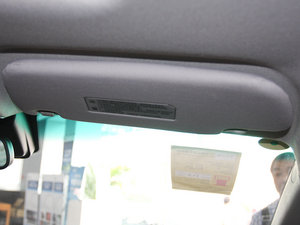 2011款2.2T 两驱智慧版 遮阳板（左）
