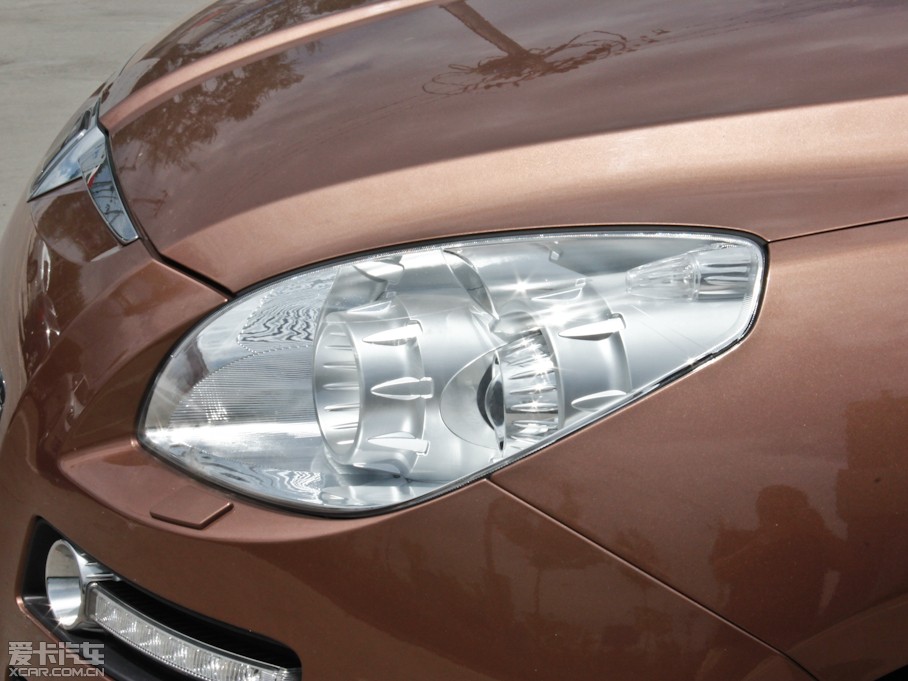 20127 SUV 2.2T (q)Ş