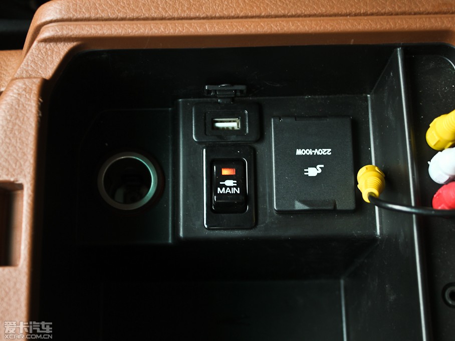 20127 SUV 2.2T (q)Ş