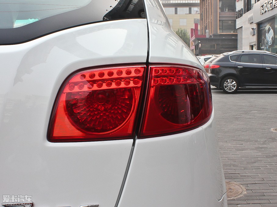 20127 SUV 2.2T (q)hâŞ