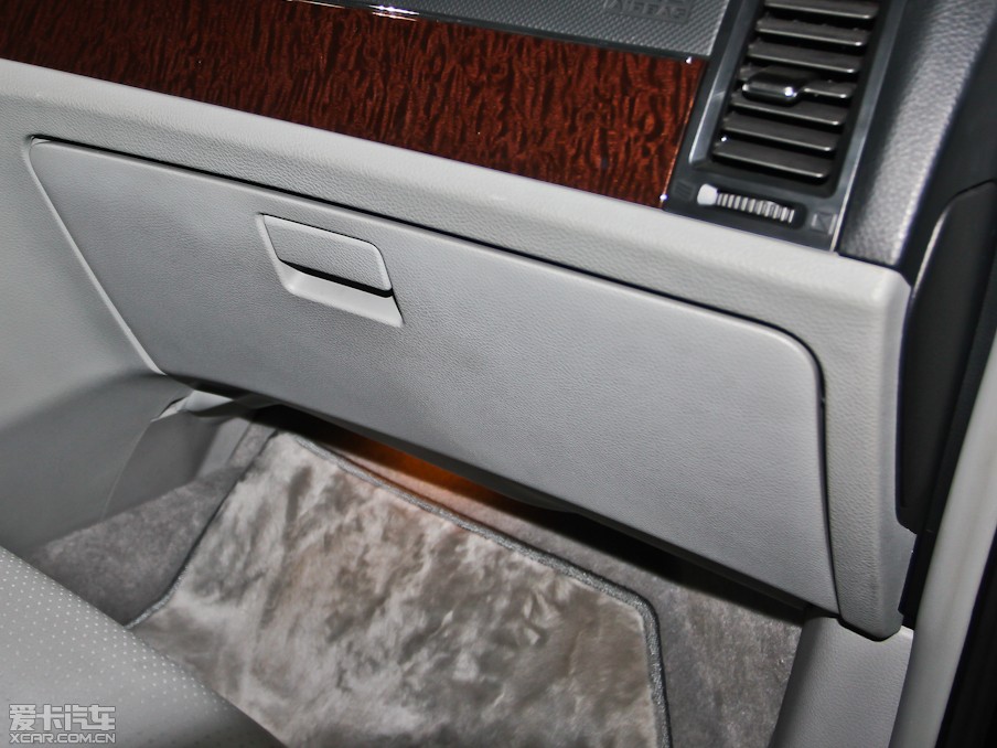 2013MASTER CEO 2.2T Ş