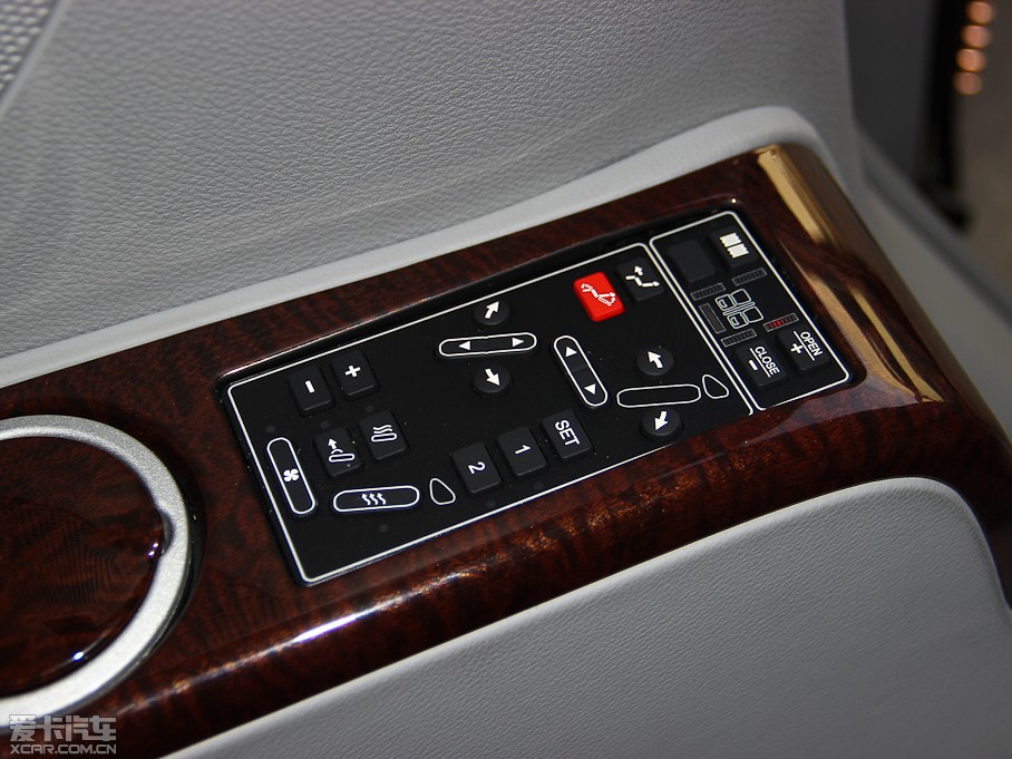 2013MASTER CEO 2.2T Ş