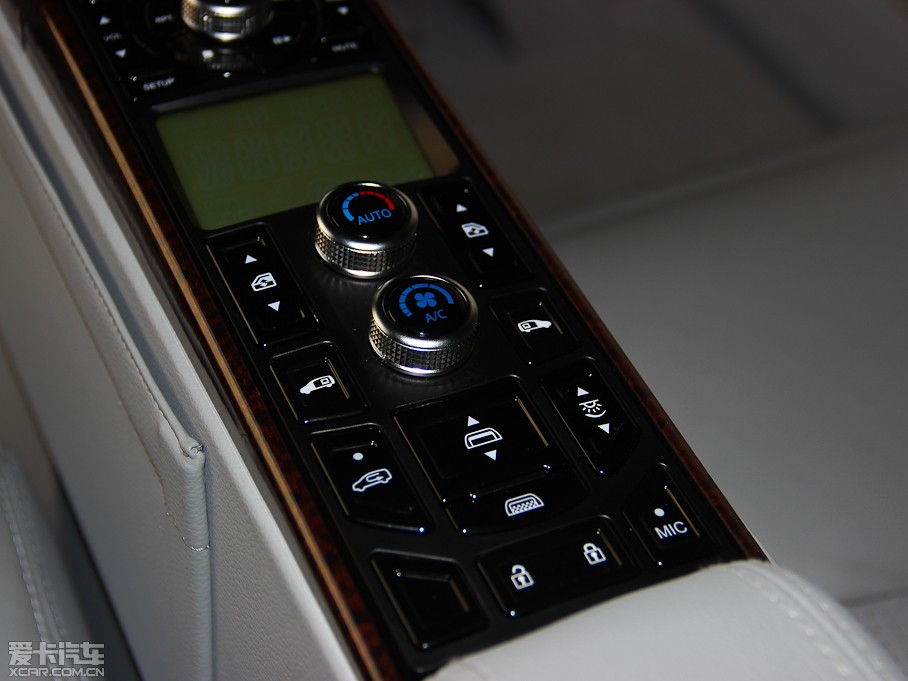 2013MASTER CEO 2.2T Ş