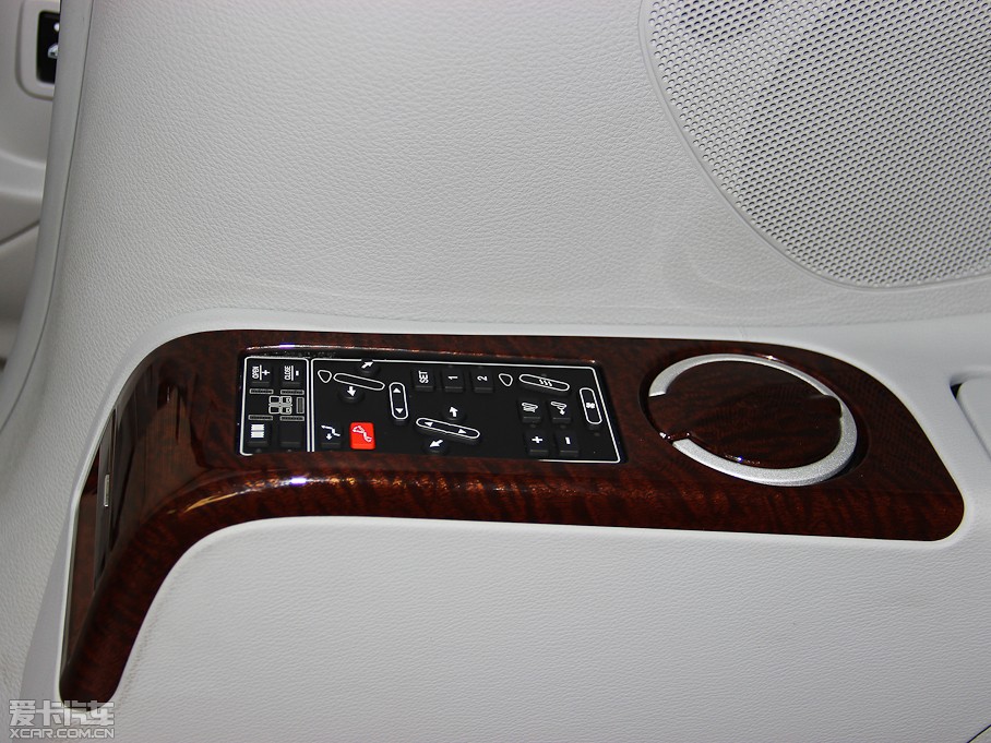 2013MASTER CEO 2.2T Ş