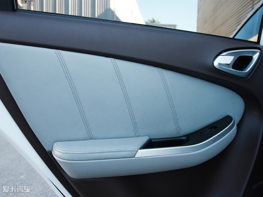 2013{5 2.0T Ԅ(dng)Ş